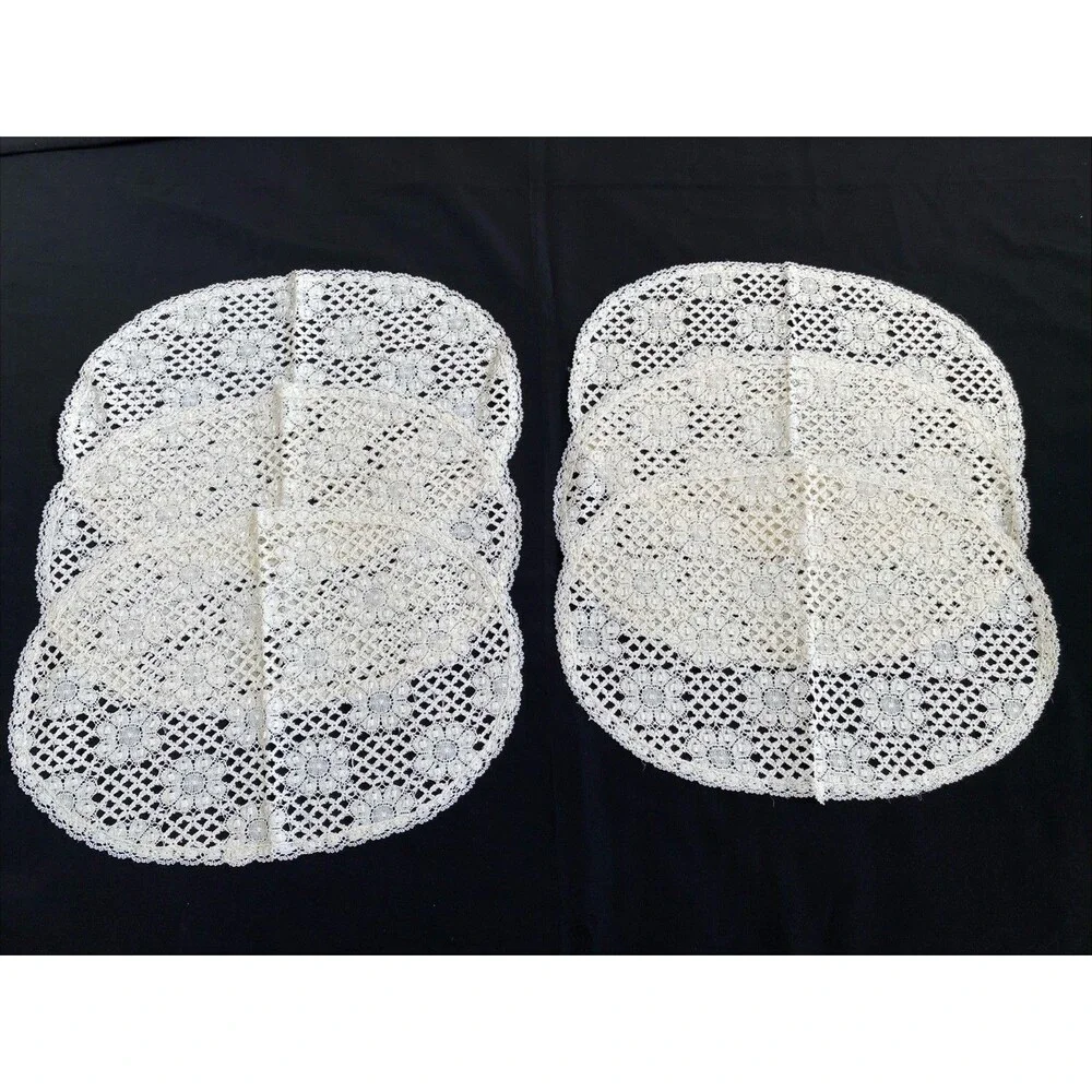 Ecru  6 pieces crocheted lace Oval 18” X 13” Placemats Mat Doilies Excellent